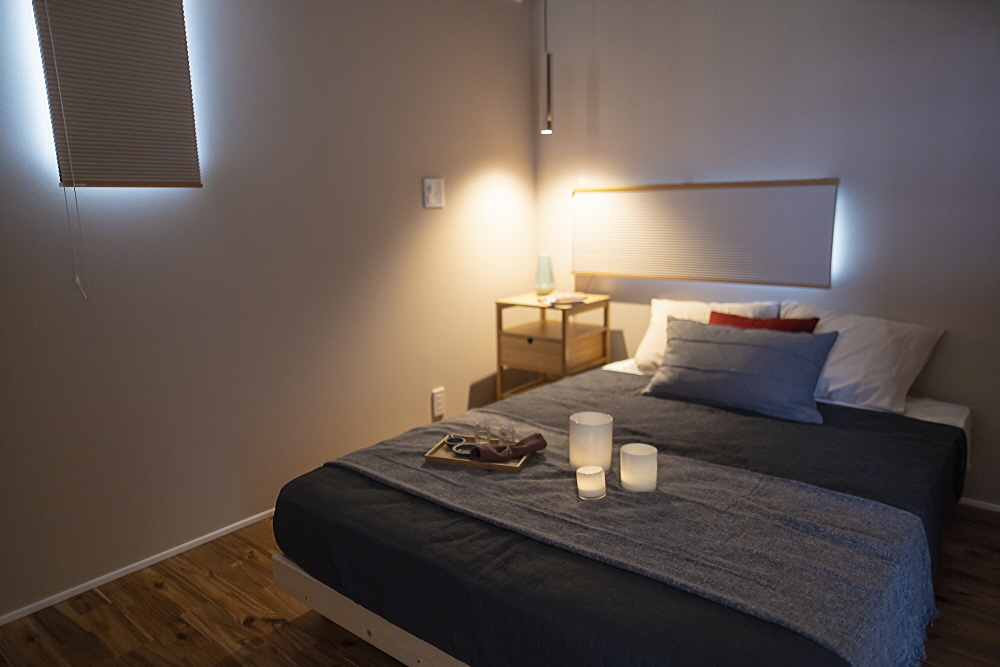 直線的なラインが美しい家族の繋がりを育む2階建て