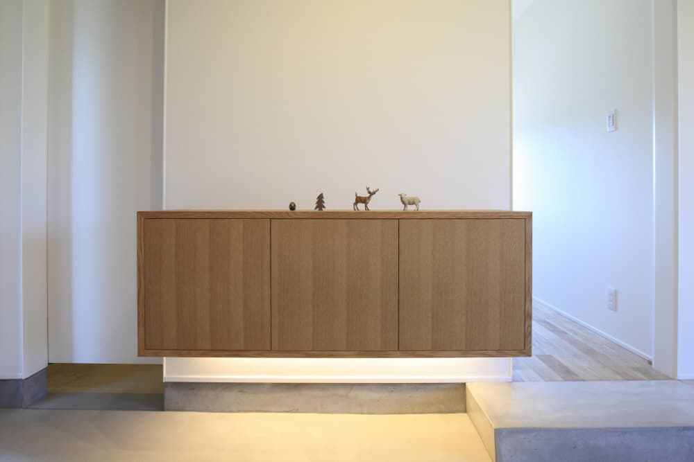 景色と暮らす平屋、光と遊ぶ2階建て